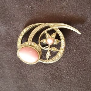🔸️5/$25🔸️Vintage 1928 Rhinestone Brooch